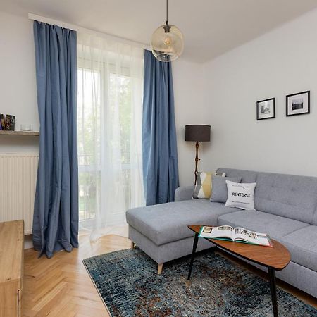 Tasteful Apartment In Warsaw City Center By Noclegi Renters ภายนอก รูปภาพ