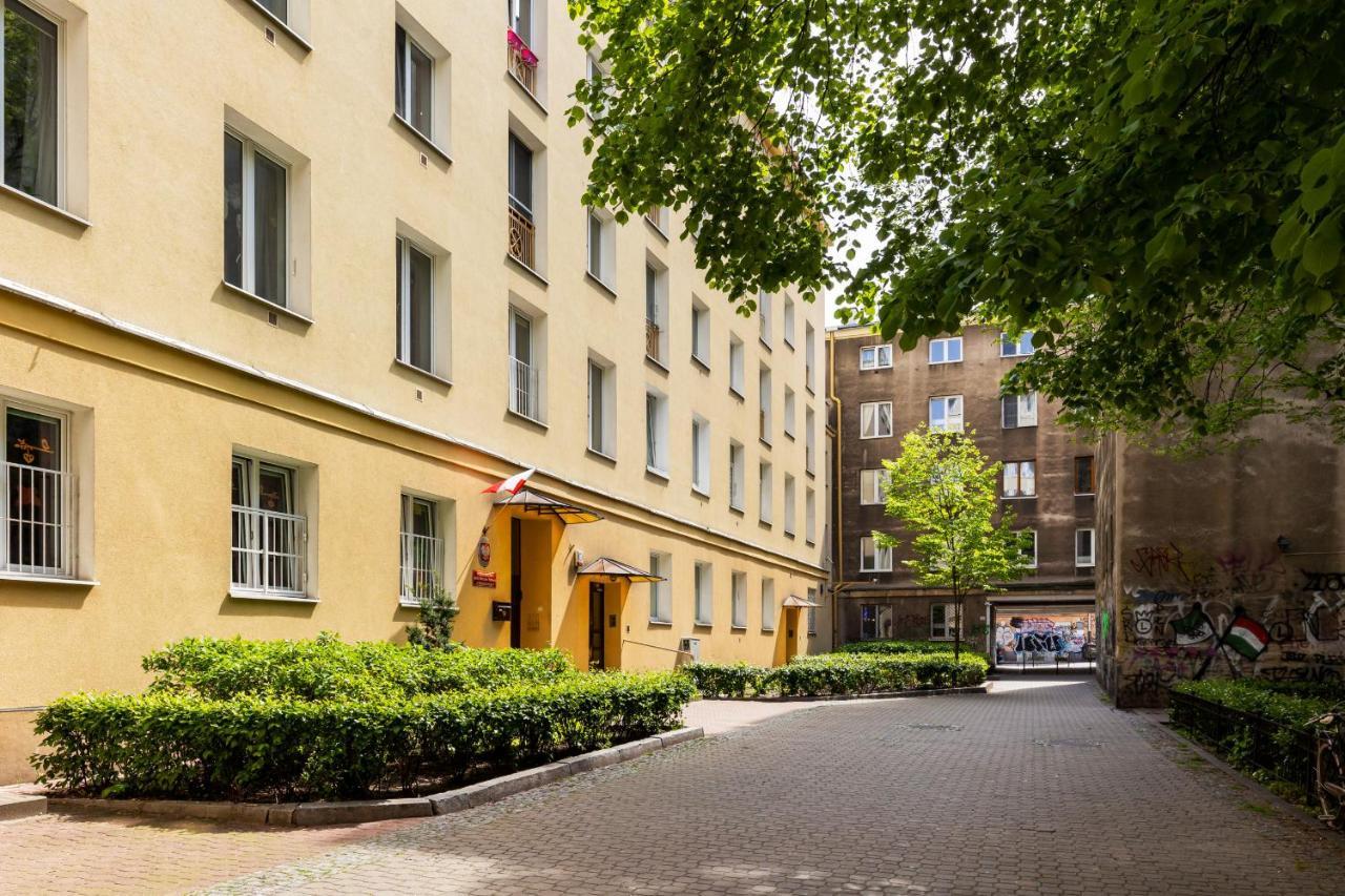 Tasteful Apartment In Warsaw City Center By Noclegi Renters ภายนอก รูปภาพ